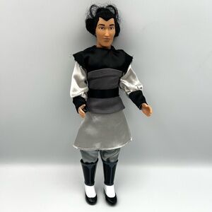DISNEY STORE Classic CAPTAIN LI SHANG Mulan Doll Posable 12" Tall